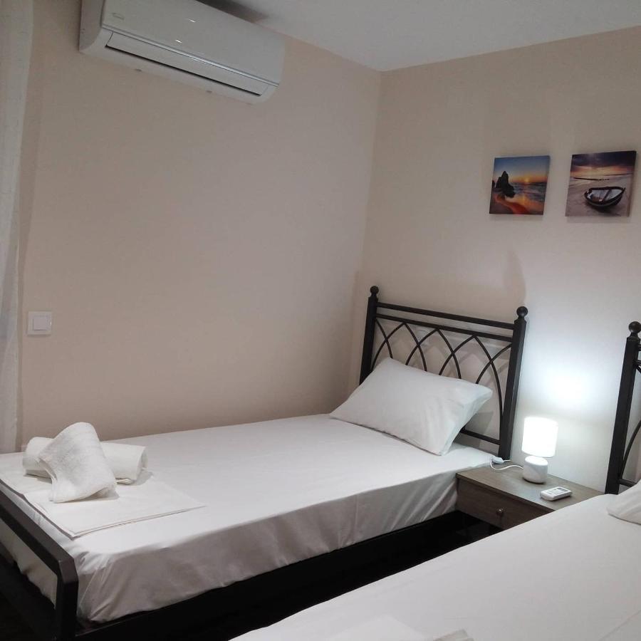Helios & Elia Family Apartment Liapades Bagian luar foto