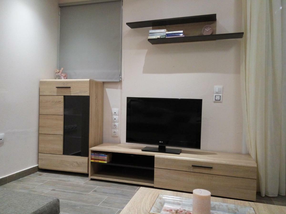 Helios & Elia Family Apartment Liapades Bagian luar foto